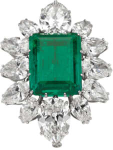 Bulgari-Brooch--600x797